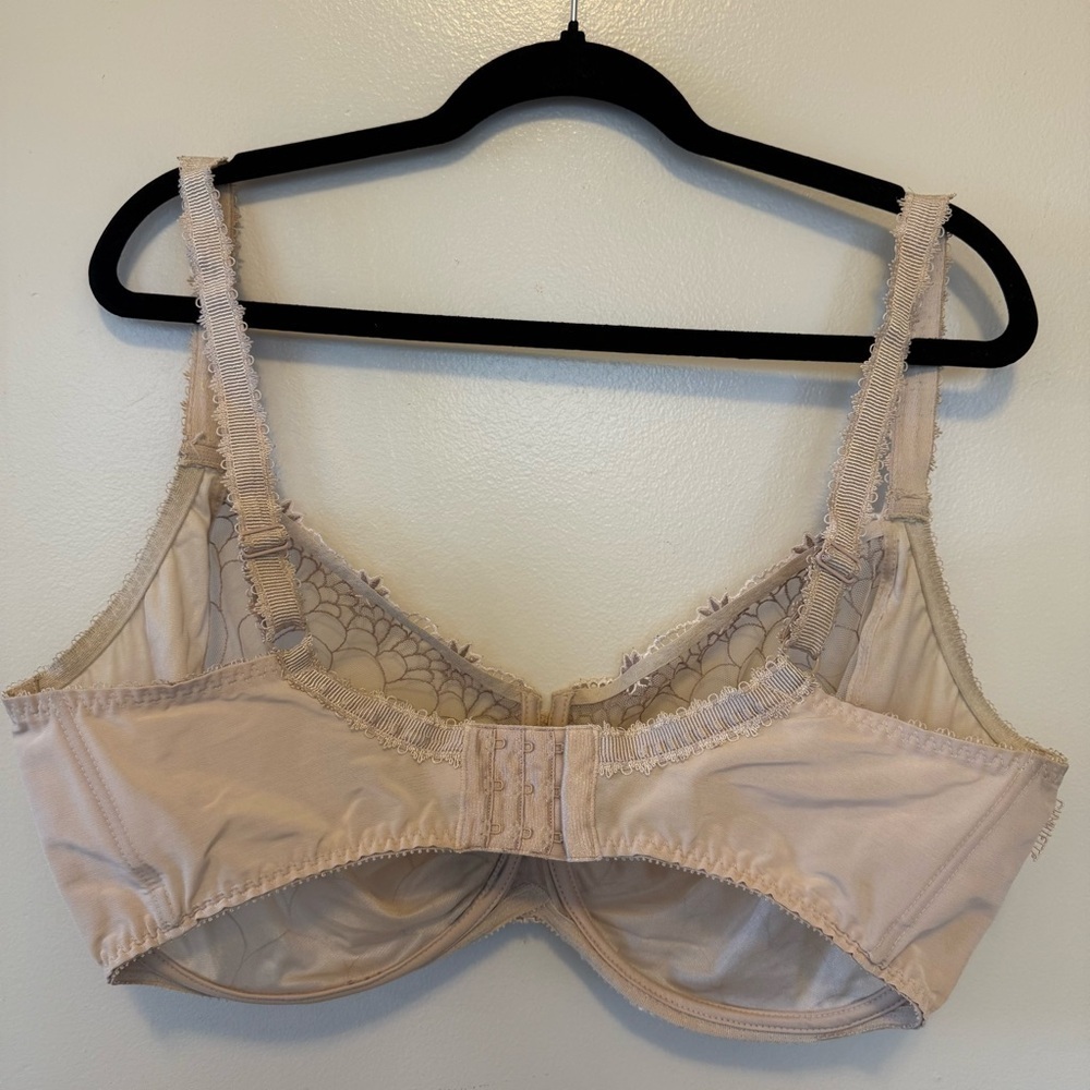 Chantelle Full Figure Lace Underwire Bra - Nude - Picture 3 of 8